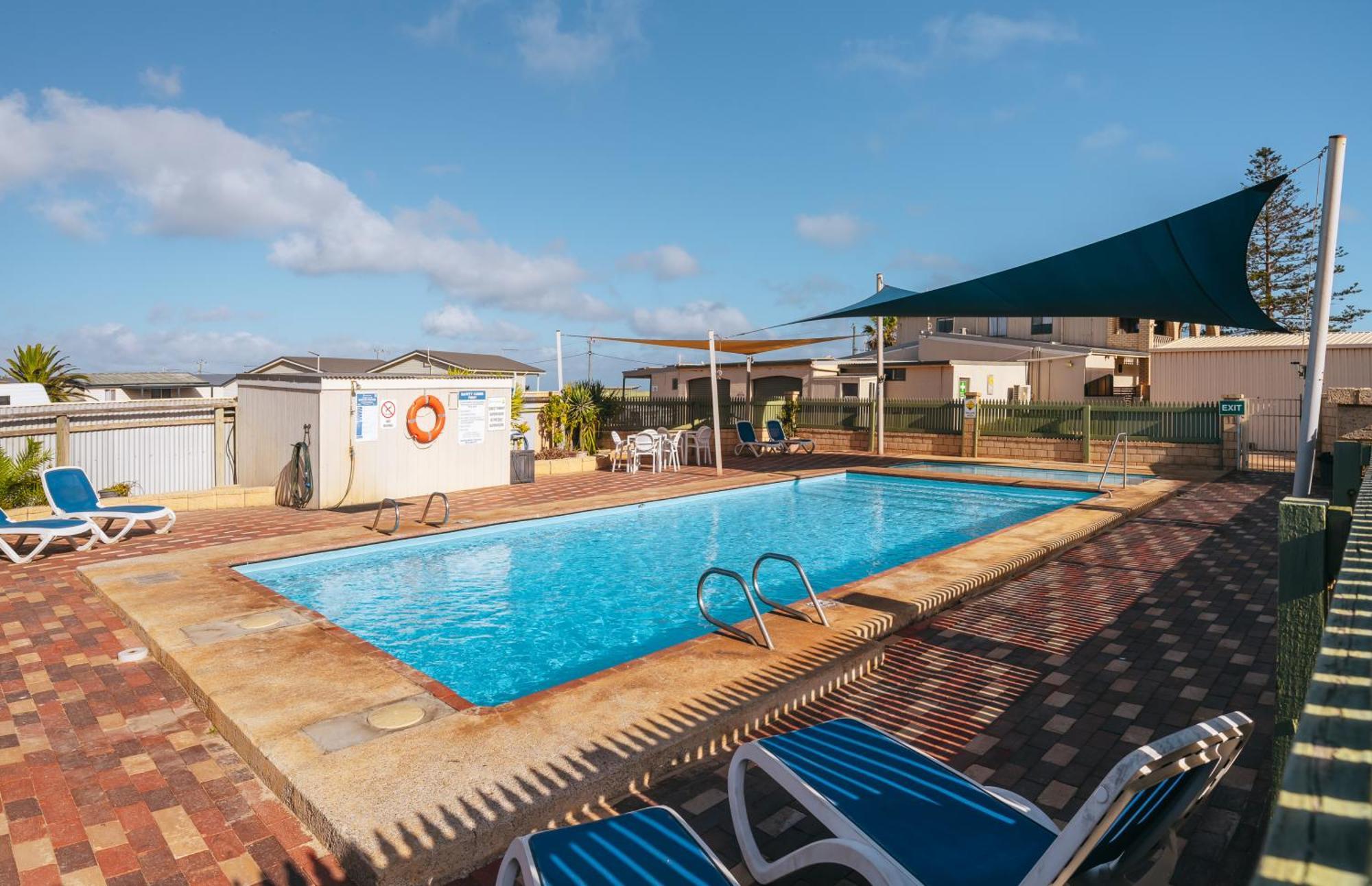Belair Gardens Caravan Park Geraldton Exterior photo